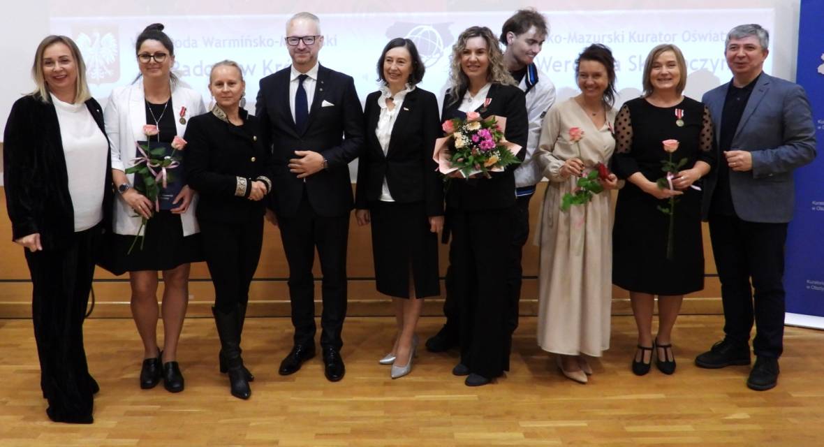 Dzień Edukacji Narodowej, medale, nagrody